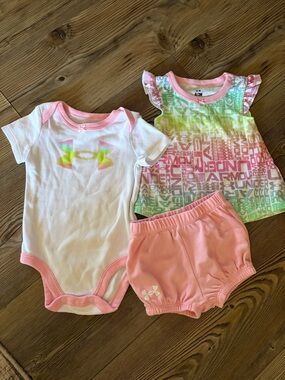 Under Armour Girls Pink White Multicolor 3-Piece Matching Set